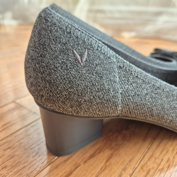 Vivaia Titli Pointed-Toe Bow Heels Gray EU39 US8 - Picture 4 of 13